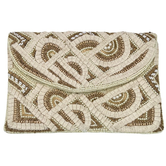 🔥NEW! Beautiful Handmade Clutch with Pearls🐚✨ - Picture 3 of 5